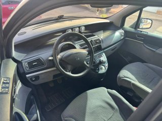 Peugeot 807 2010