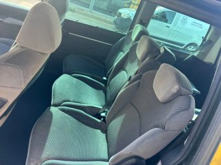Peugeot 807 2010