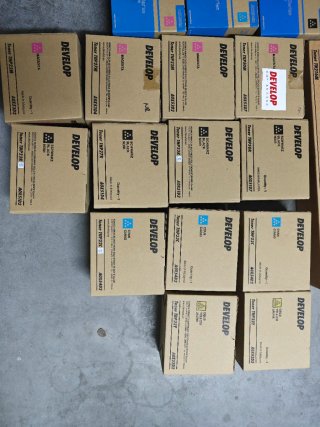 Lote de 20 Toners Develop e minolta