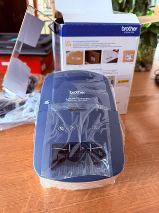 Impresora de etiquetas Brother QL-600B