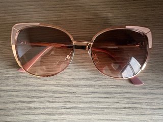 Gafas de sol Oscar de la Renta doradas y rosas