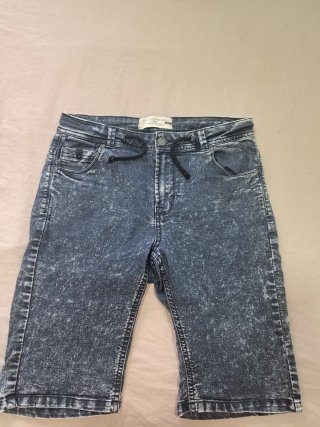 Pantalón vaquero corto hombre