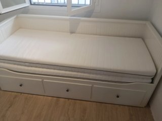 Diván blanco con cajones Ikea