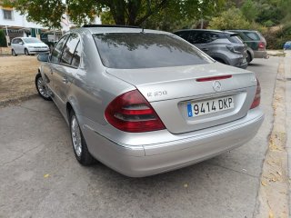 Mercedes-Benz Clase E 2005