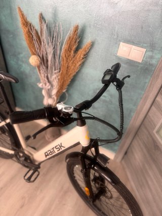 Bicicleta Eléctrica Blanca