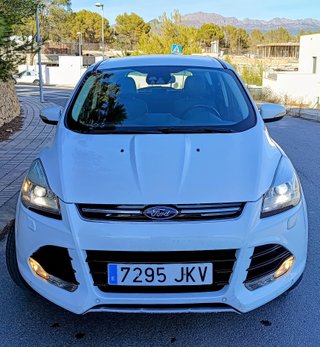 Ford Kuga 2016 4x4 182cv Automático Enganche