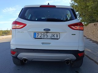 Ford Kuga 2016 4x4 182cv Automático Enganche