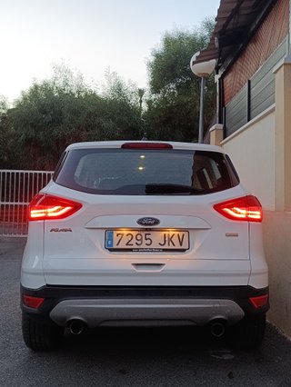 Ford Kuga 2016 4x4 182cv Automático Enganche
