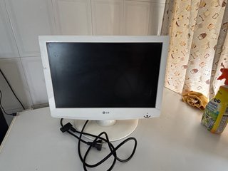 Televisão LG Branca