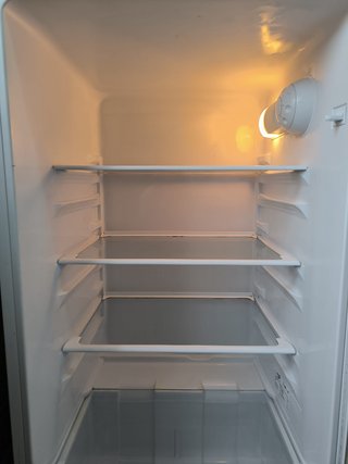 Nevera con Congelador Salvod 146 cm