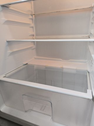 Nevera con Congelador Salvod 146 cm