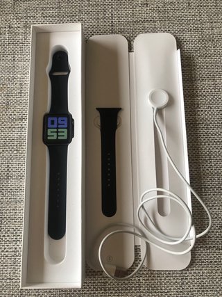 Apple Watch 3 (42mm) GPS Batería 98%