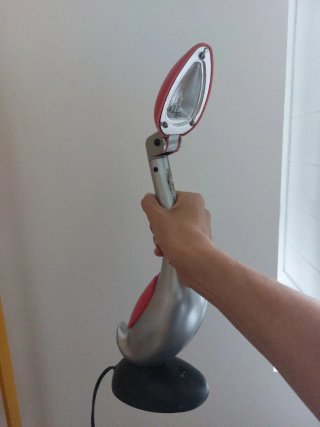 Lámpara de mesa pelícano