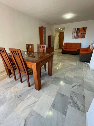 Piso en alquiler en Costabella en Marbella