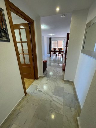 Piso en alquiler en Costabella en Marbella