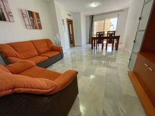 Piso en alquiler en Costabella en Marbella