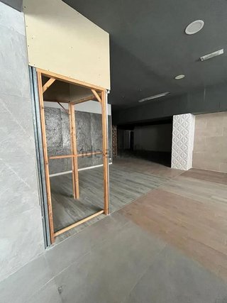 Local comercial en alquiler en Barri Eixample en Alcoy/Alcoi
