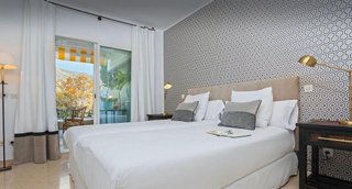 Piso en alquiler en Lomas de Marbella Club en Marbella