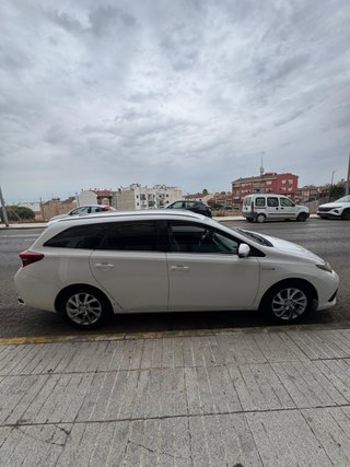 Toyota Auris 2015