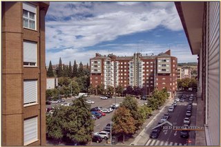 Piso en alquiler en La Chantría - La Lastra en León