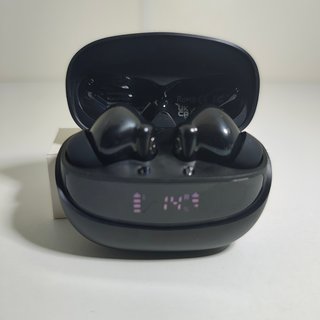 Auriculares D60 Pro Bluetooth 5.4