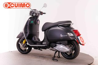 PIAGGIO VESPA GTS SUPER TECH 300 E5