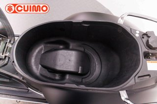 PIAGGIO VESPA GTS SUPER TECH 300 E5