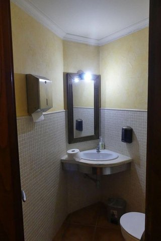 Local comercial en alquiler en Ensanche en Coruña (A)