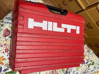 Hilti TE 6-A + 1 cuerpo extra