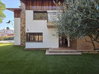 Casa en alquiler en Centre - Cordelles en Cerdanyola del Vallès