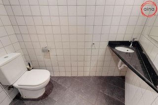Local comercial en alquiler en Ensanche en Pamplona