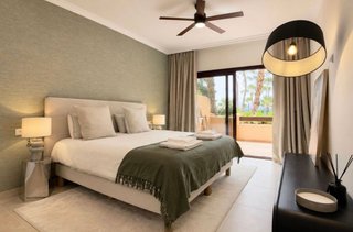 Casa adosada en alquiler en Lomas de Marbella Club en Marbella