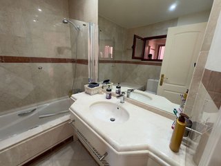 Piso en alquiler en Romana Playa en Marbella