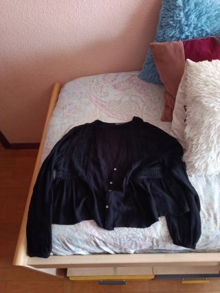 Camisa negra corta
