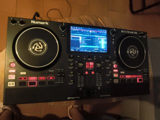 Numark Mixstream Pro