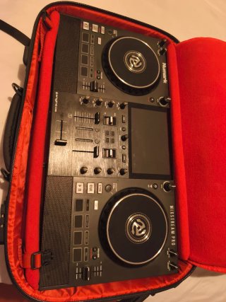 Numark Mixstream Pro