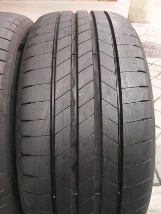 Goodyear 225/40 R18 92Y