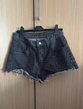 Shorts Vaqueros Leopardo Negro Marrón