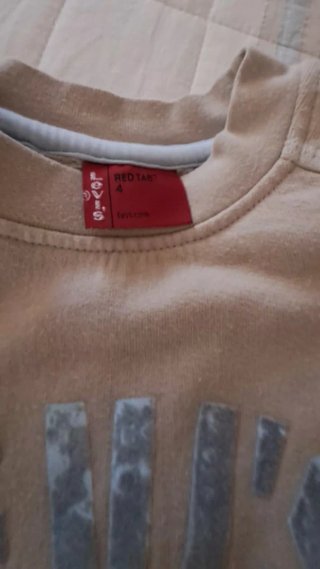 Felpa Levis bimbo tg. 4 anni