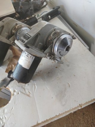 Motor de Ancla Lofrans Dorado 12V
