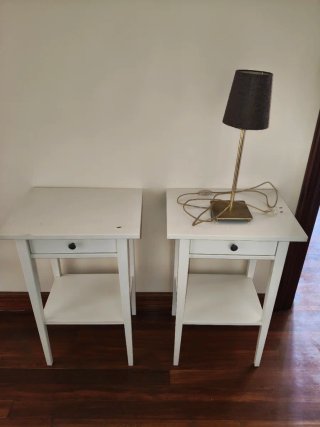 Lote 2 mesitas noche + lámpara