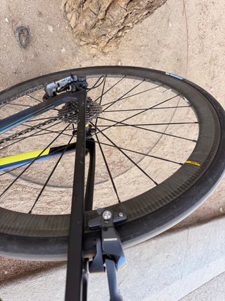 Van Rysel Ultra 940 CF 2019  Pequeño raspon en c