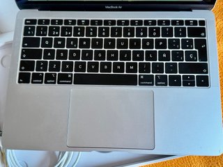 MacBook Air 2019 A1932 en perfecto estado