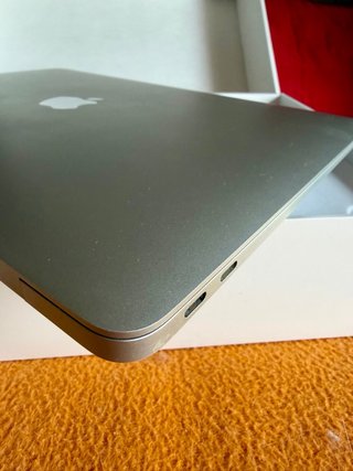MacBook Air 2019 A1932 en perfecto estado