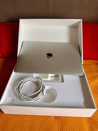 MacBook Air 2019 A1932 en perfecto estado