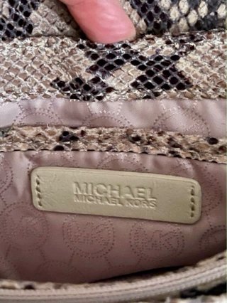 Bolso Michael Kors Piel. Estampado de serpiente
