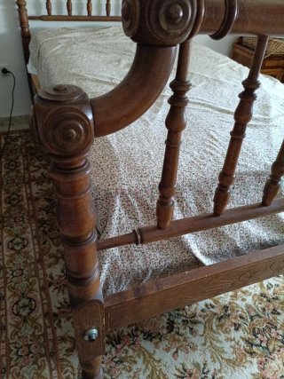 Cama madera maciza