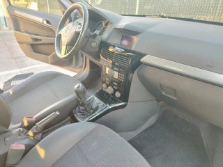 Opel Astra 2009