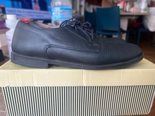 Zapatos de niño azul marino talla 37