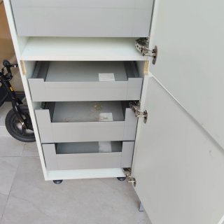 Armario de Cocina Blanco y gris